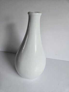 Whit Vase Vintage